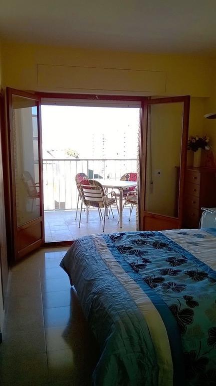 شقة Apartamento Espert Perelló المظهر الخارجي الصورة